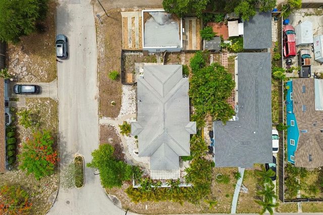 1500 30TH AVENUE N, St Petersburg, FL 33704