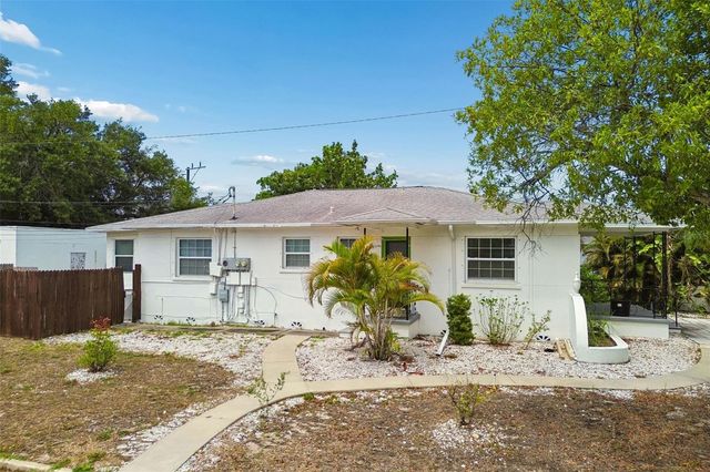 1500 30TH AVENUE N, St Petersburg, FL 33704
