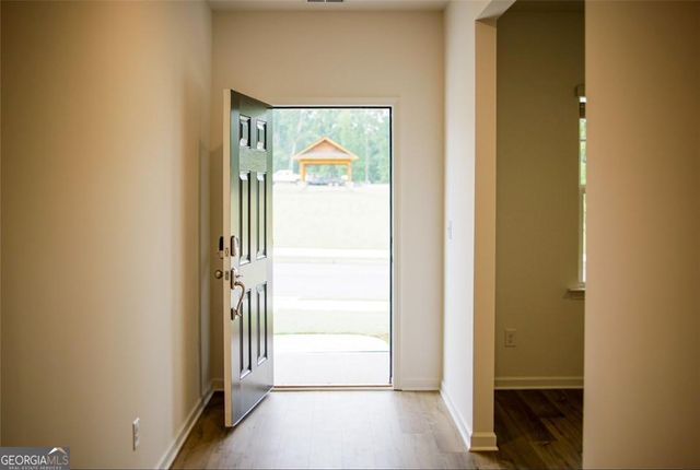 386 Red Dragon Drive, Jefferson, GA 30549