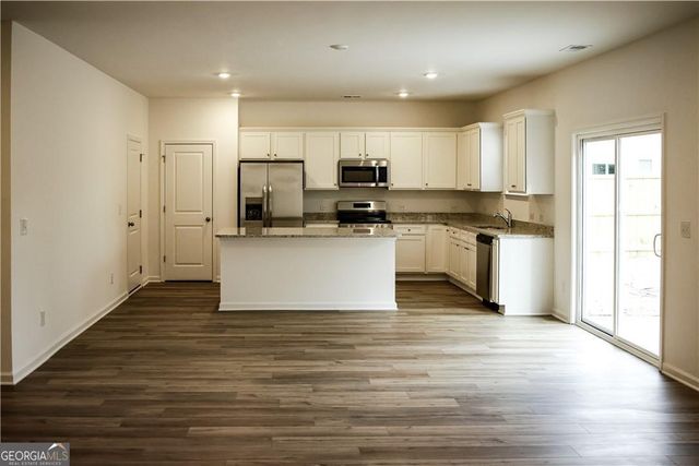 386 Red Dragon Drive, Jefferson, GA 30549