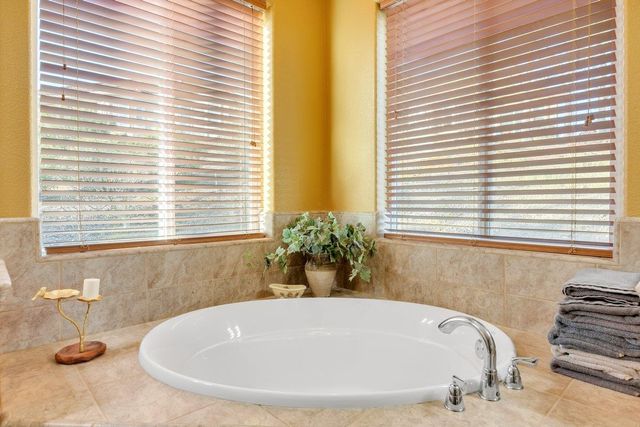 6311 Connor Estates Dr, Copperopolis, CA 95228