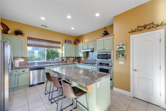 6311 Connor Estates Dr, Copperopolis, CA 95228