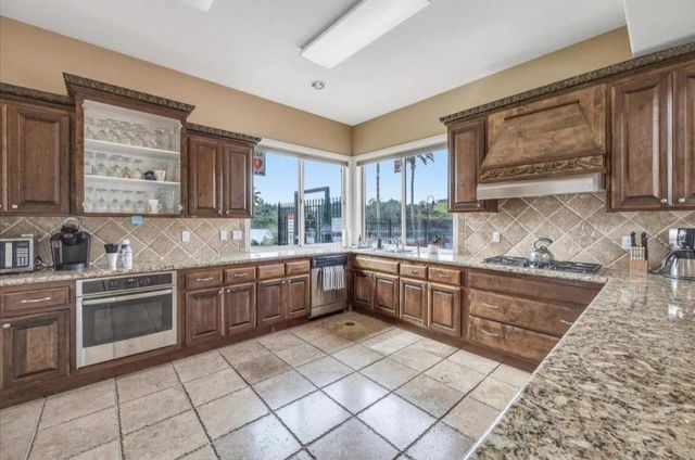 6311 Connor Estates Dr, Copperopolis, CA 95228