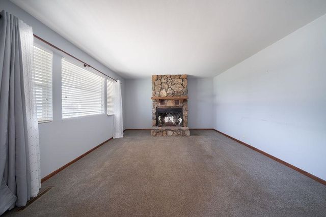 1902 Marksdale Ave, Goddard, KS 67052