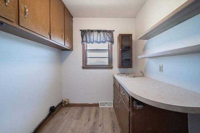 1902 Marksdale Ave, Goddard, KS 67052