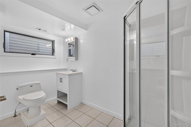 11 Penguin Lane, Commack, NY 11725