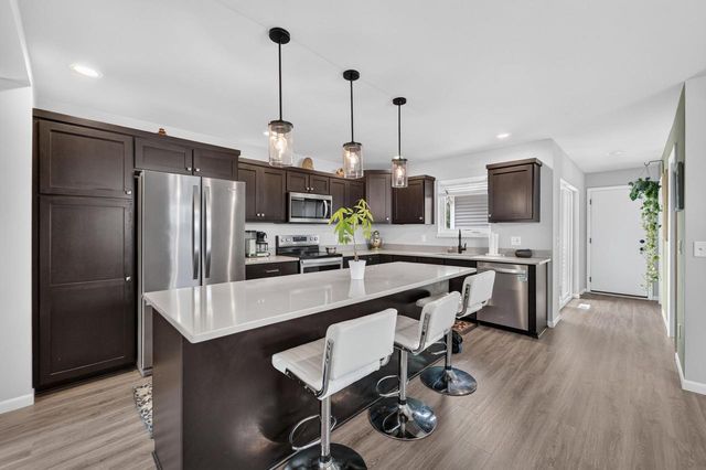 608 Sugar Maple Lane, Verona, WI 53593