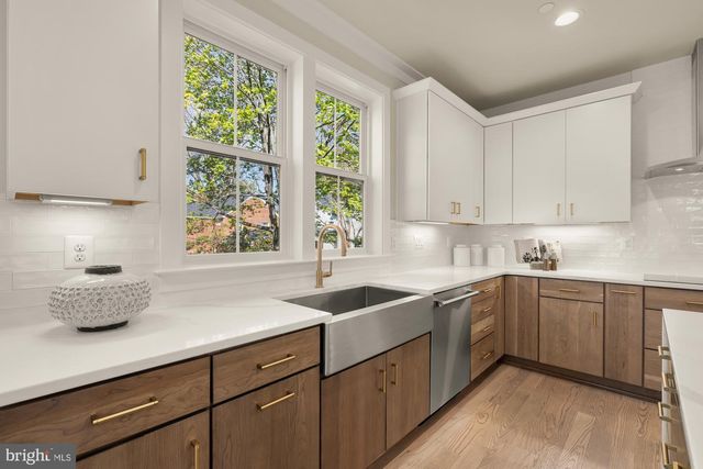 8506 HEMPSTEAD AVE, Bethesda, MD 20817