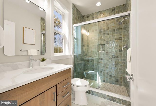 8506 HEMPSTEAD AVE, Bethesda, MD 20817