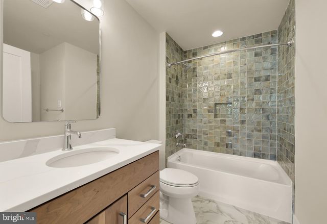 8506 HEMPSTEAD AVE, Bethesda, MD 20817