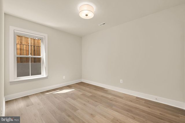 8506 HEMPSTEAD AVE, Bethesda, MD 20817