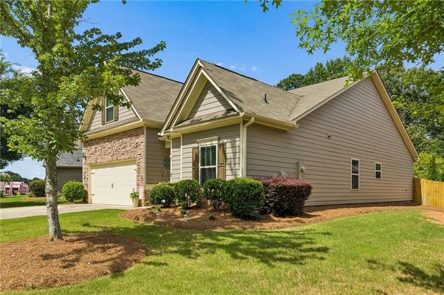 137 Stone Manor Court, Woodstock, GA 30188