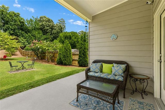 137 Stone Manor Court, Woodstock, GA 30188