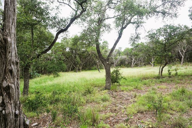 850 Days End RD, Wimberley, TX 78676