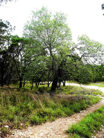 850 Days End RD, Wimberley, TX 78676