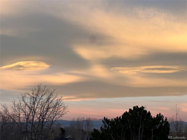 5233 S Espana St, Centennial, CO 80015