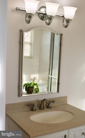 1031 MAIN ST, Voorhees, NJ 08043