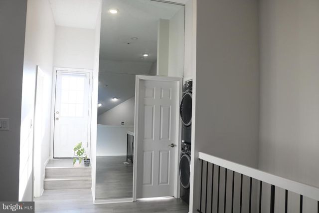 1031 MAIN ST, Voorhees, NJ 08043