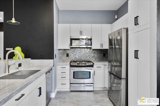 3601 Melody Lane, Palm Springs, CA 92262