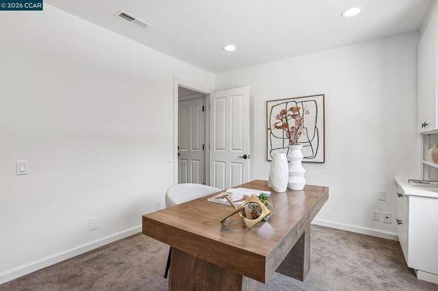 49 Corliss Dr, Moraga, CA 94556