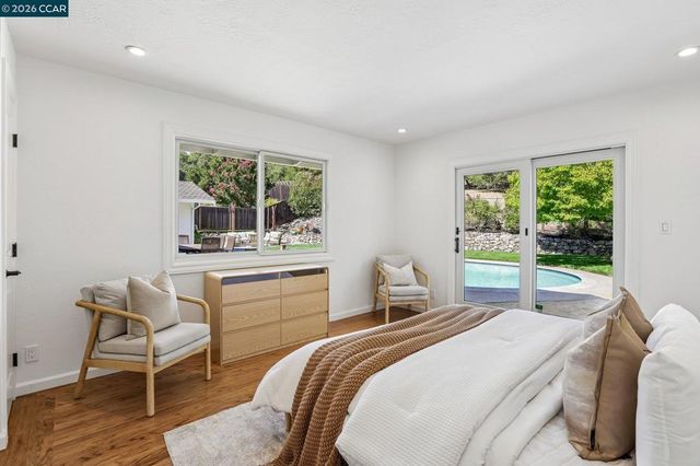 49 Corliss Dr, Moraga, CA 94556