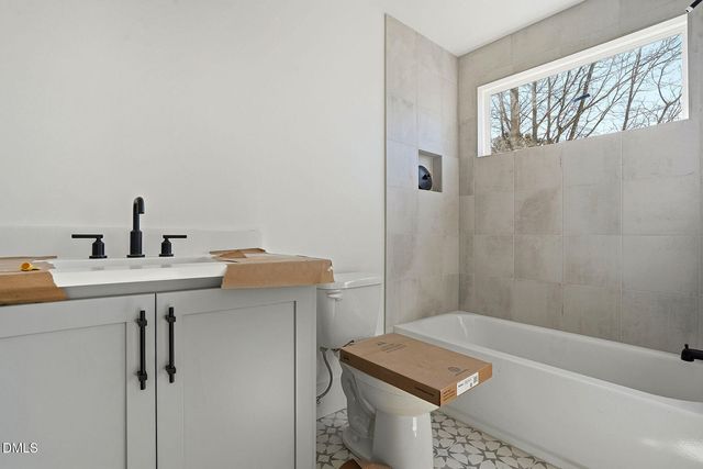 108a N Mason, Apex, NC 27502