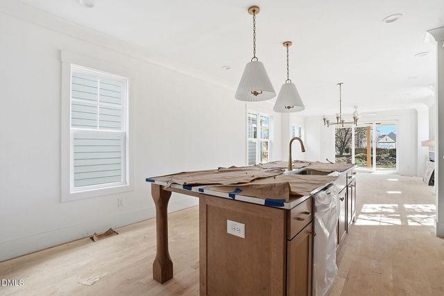 108a N Mason, Apex, NC 27502