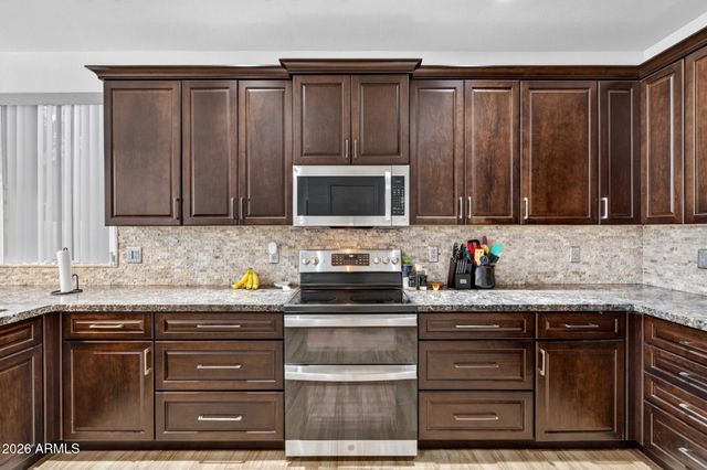 7951 E Plata Avenue, Mesa, AZ 85212