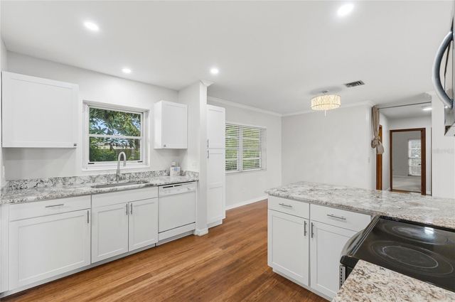1475 S LAKE HOWARD DRIVE, Winter Haven, FL 33880