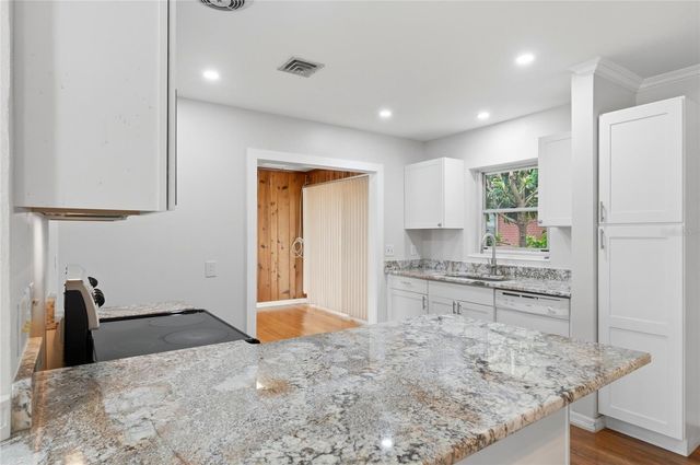1475 S LAKE HOWARD DRIVE, Winter Haven, FL 33880
