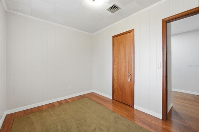 1475 S LAKE HOWARD DRIVE, Winter Haven, FL 33880
