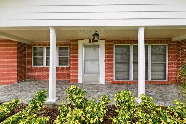 1475 S LAKE HOWARD DRIVE, Winter Haven, FL 33880