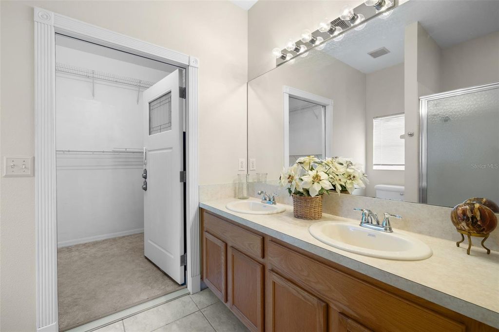 Image 18 of property listing at 23730 CORAL RIDGE LANE, Land O Lakes, FL 34639