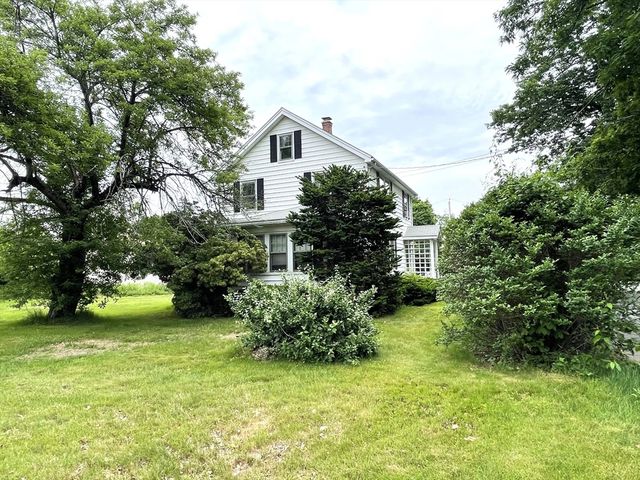 3 Lowell St, Burlington, MA 01803