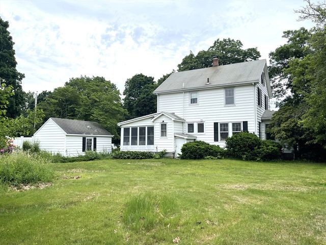 3 Lowell St, Burlington, MA 01803