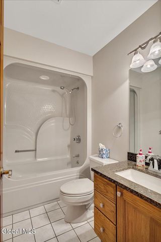 1306 Putnam Road, Rotterdam, NY 12306