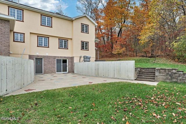 1306 Putnam Road, Rotterdam, NY 12306