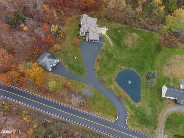 1306 Putnam Road, Rotterdam, NY 12306