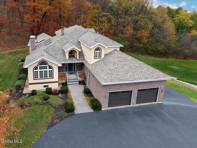 1306 Putnam Road, Rotterdam, NY 12306