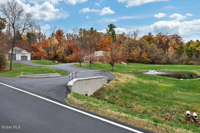 1306 Putnam Road, Rotterdam, NY 12306