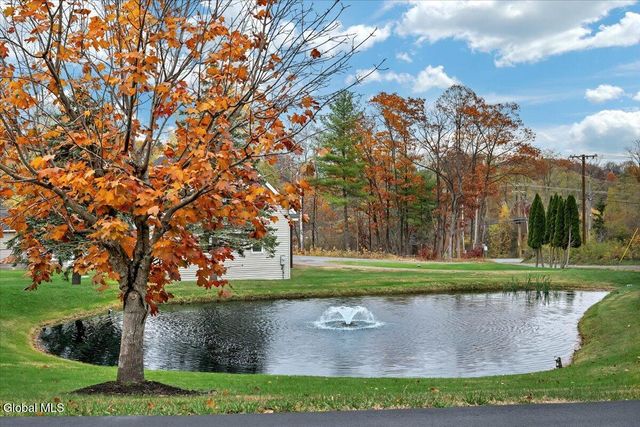 1306 Putnam Road, Rotterdam, NY 12306