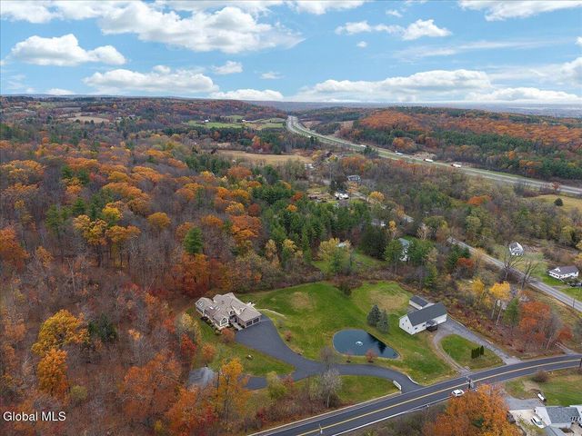 1306 Putnam Road, Rotterdam, NY 12306