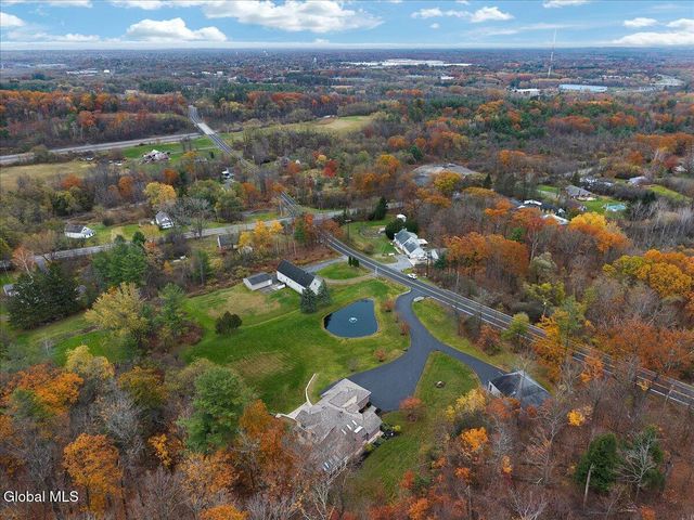 1306 Putnam Road, Rotterdam, NY 12306