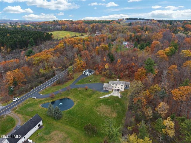 1306 Putnam Road, Rotterdam, NY 12306