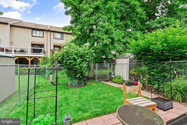 4104 BARNSTAPLE CT, Bensalem, PA 19020