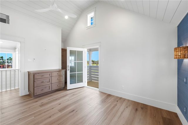 201 Laughing Gull Lane C, Port Aransas, TX 78373