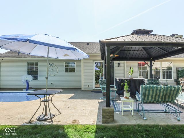 7828 Lofton Court, Indianapolis, IN 46239