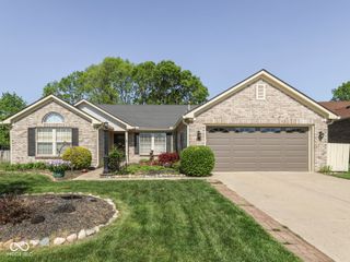 7828 Lofton Court, Indianapolis, IN 46239