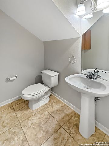 1019 Mineral Hills, San Antonio, TX 78260