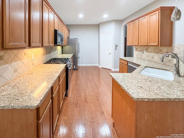 1019 Mineral Hills, San Antonio, TX 78260